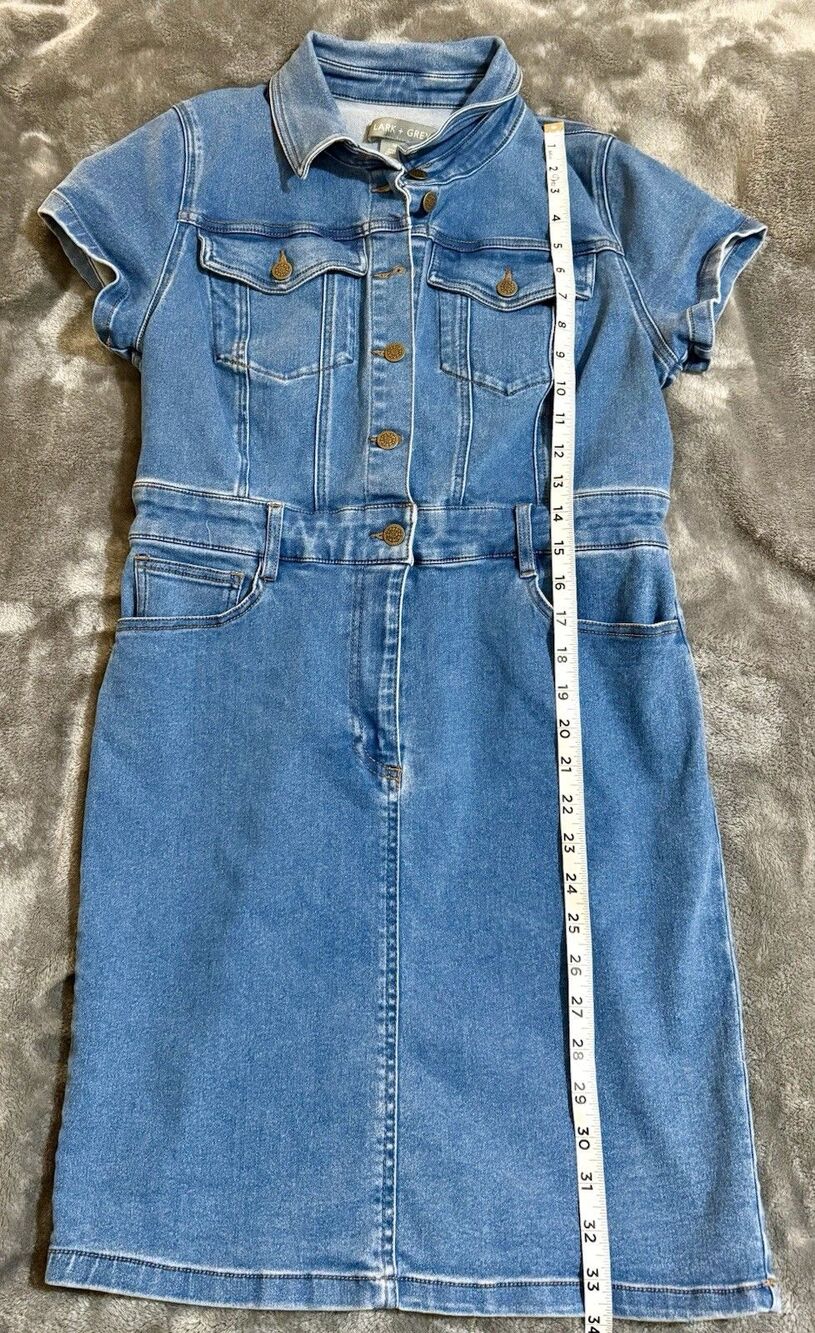 Lark & Grey Size M Mini Stretch Denim Fitted Snap Front Sexy Blue Denim Dress